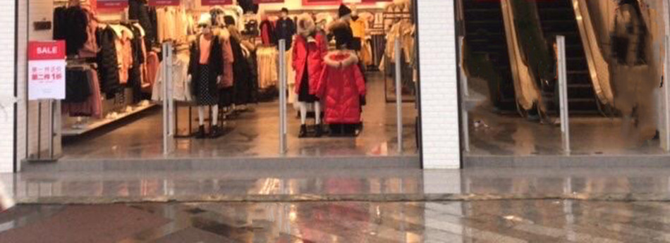 以纯服装店店铺效果图