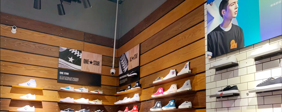 （CONVERSE）匡威运动鞋店写真画面展示效果图